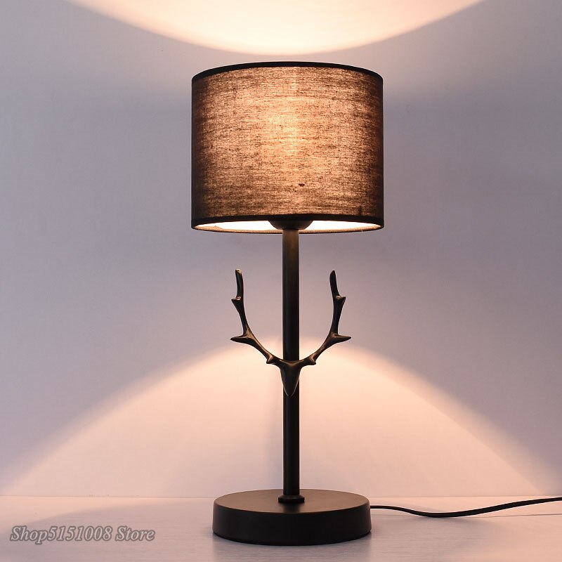 Cabin Decor Desk Lamp